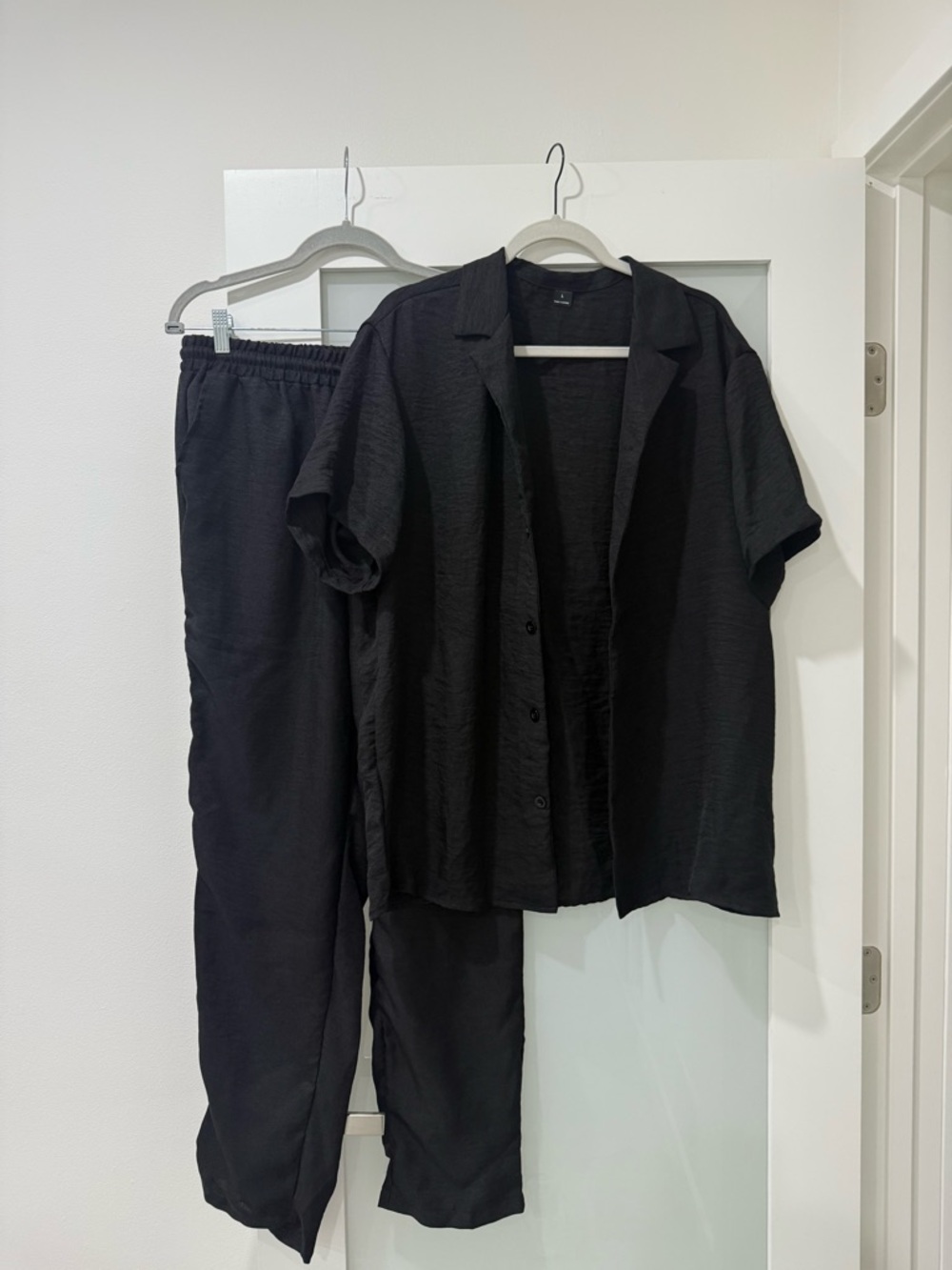 Men's Black Short-Sleeve Button Shirt & Relaxed Pants Set